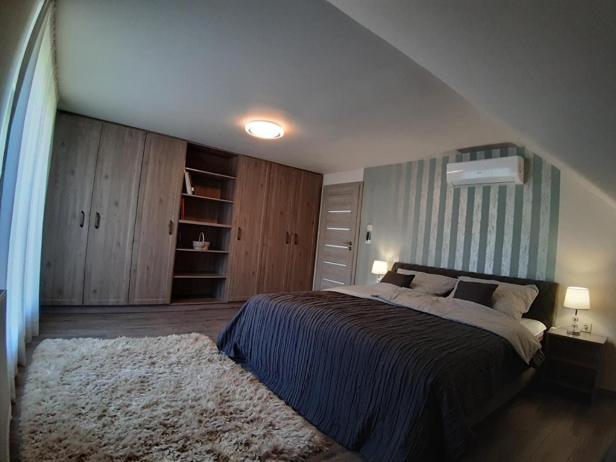 Profi Keco Apartman Balatonalmádi Exteriör bild